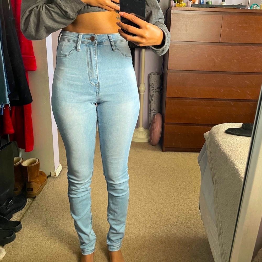 High Waisted Jeans
